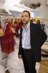 France, Paris (75), Opéra Garnier, Xavier Ronze dirige les ateliers du costume