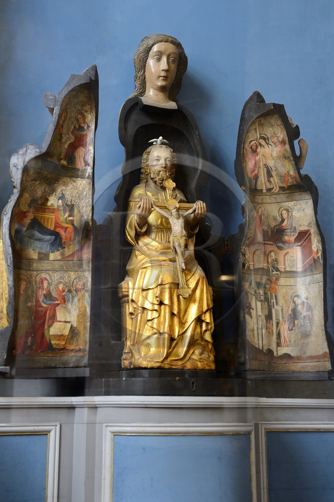 France, Finistère (29), Morlaix, église Saint-Mathieu, statue ouvrante de Notre-Dame-du-Mur (XVème siècle)