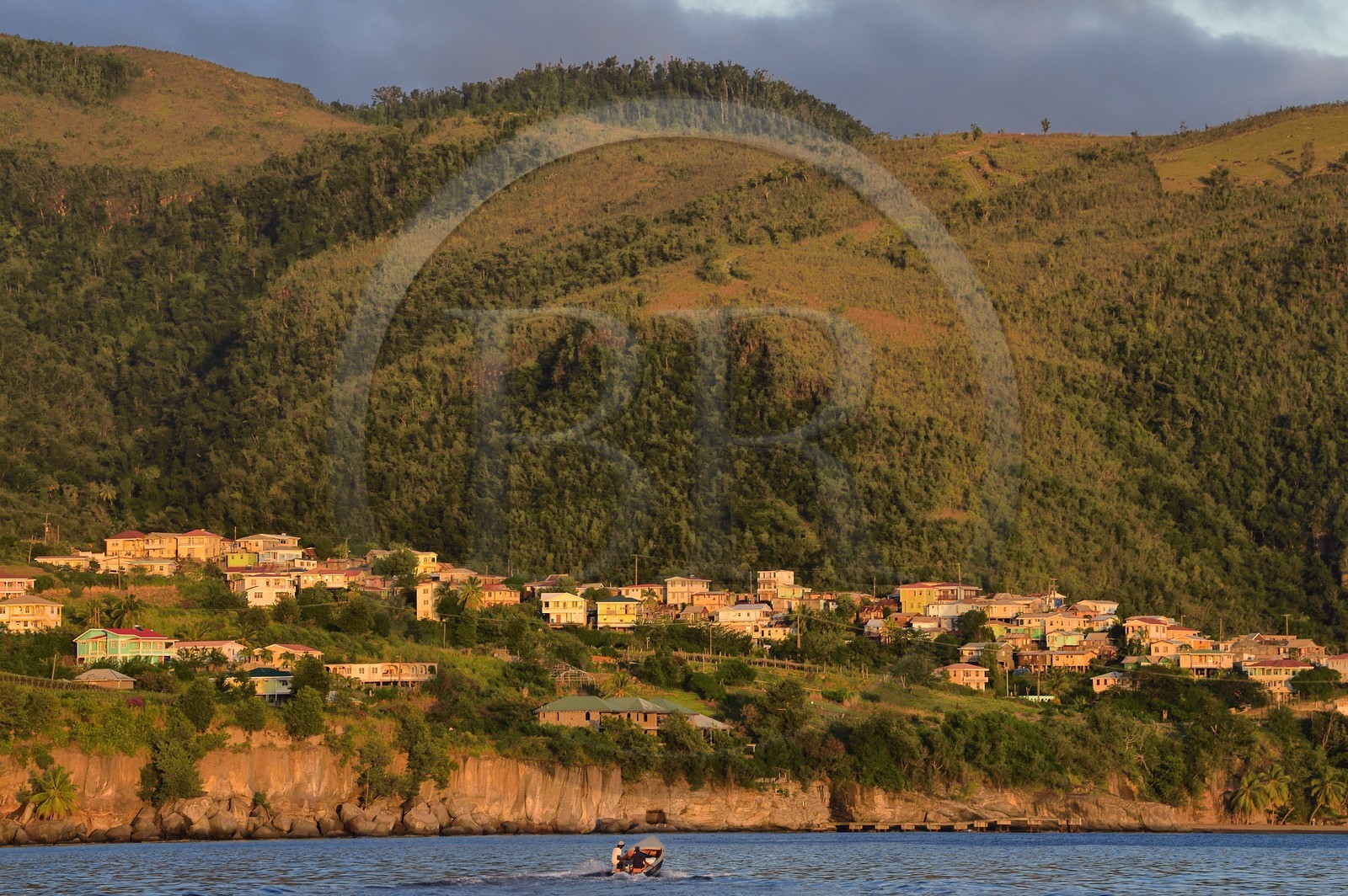Caraïbes, Ile de la Dominique, la côte Ouest vers le village de Mero