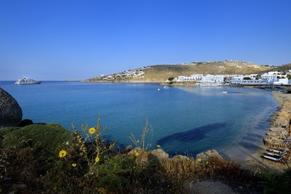 Grèce, Les Cyclades, mer Égée, île de Mykonos, village de Platis Gialos