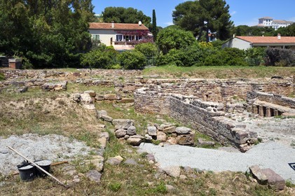 France, Var, Almanarre district, Olbia archaeological site founded around 350 BC by Greeks from Marseille, the roman baths