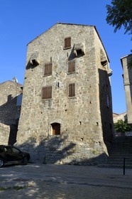 France, Corse-du-Sud (2A), Alta Rocca, Sainte-Lucie-de-Tallano (Santa Lucia di Tallà), maison fortifiée dite Maison Giacomoni