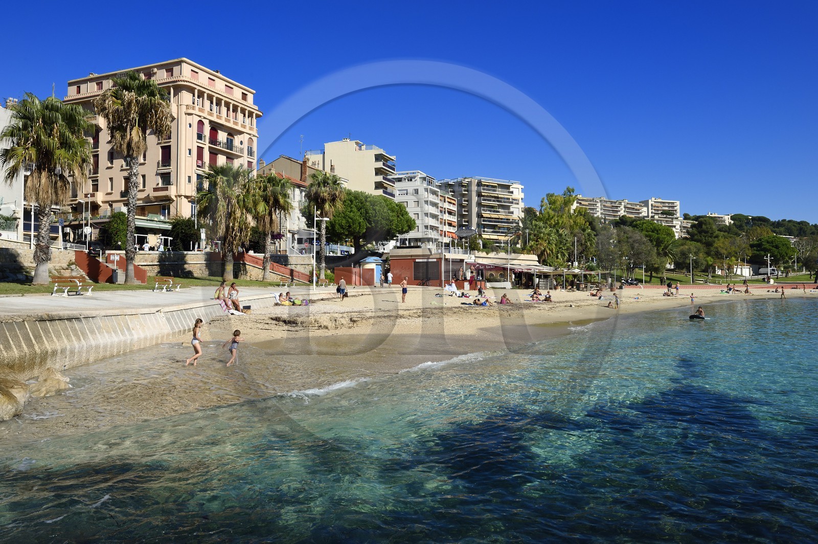 France, Var, Toulon, corniche, Mourillon beach