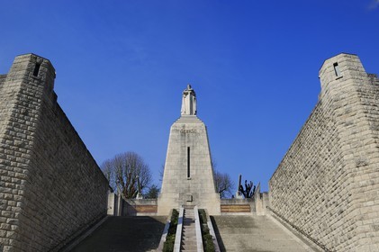 France, Meuse, Verdun, Monument a la Victoire (Monument to the Victory ) of architect Leon Chesnay, Memorial Crypt in which files are kept soldiers holding the Medal of Verdun, frank warrior statue atop