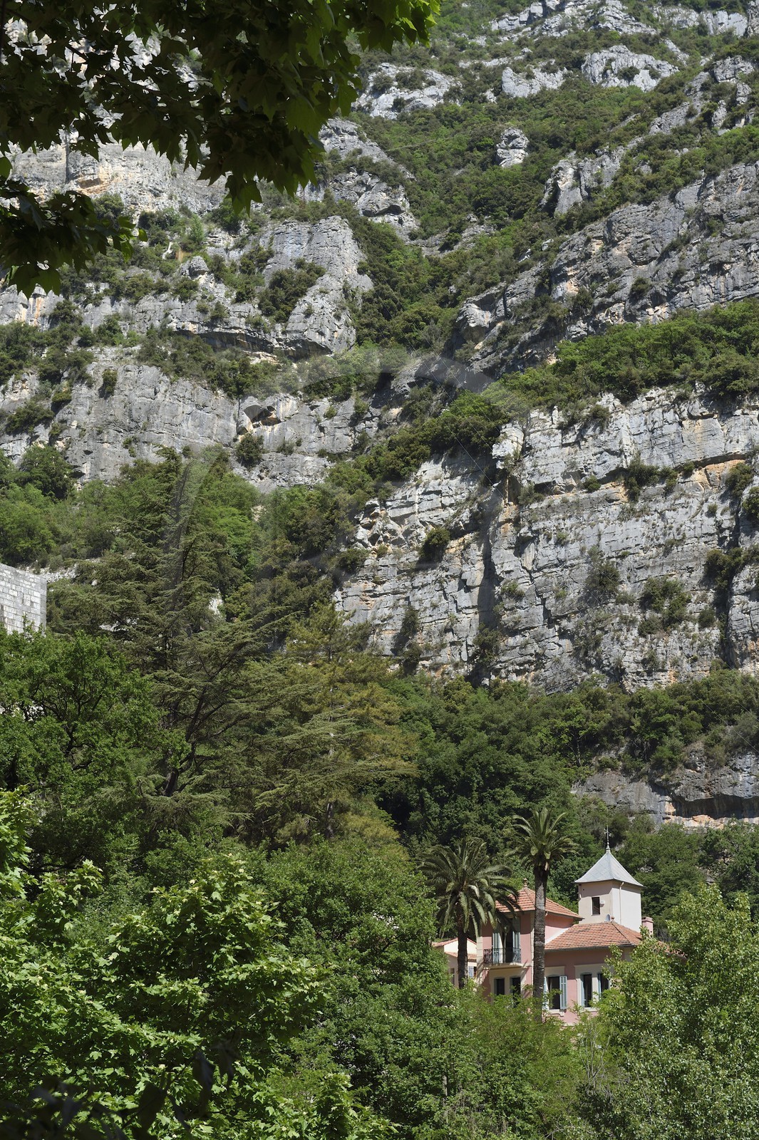 France, Alpes-Maritimes (06), Pont du Loup à Tourrettes-sur-Loup, les gorges du Loup