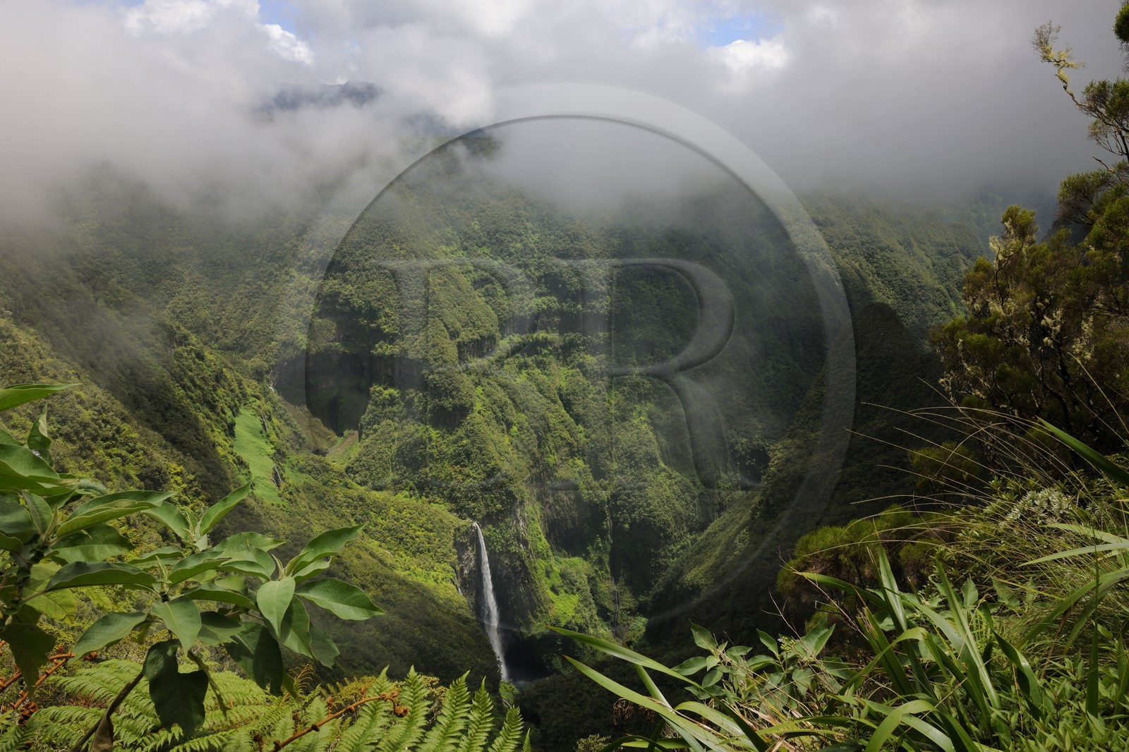 France, île de la Réunion, cirque de Salazie, classé Patrimoine Mondial de l'UNESCO, la cascade du trou de fer
