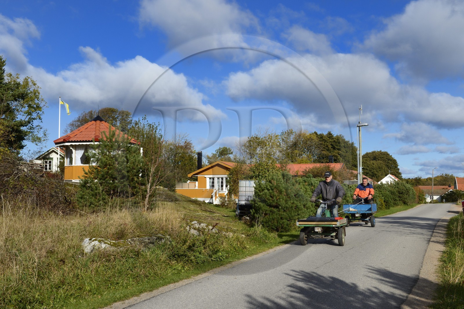 Suède, Västra Götaland, Iles Koster, Sydkoster, les mobylettes triporteurs seules moyens de transport de l'Ile