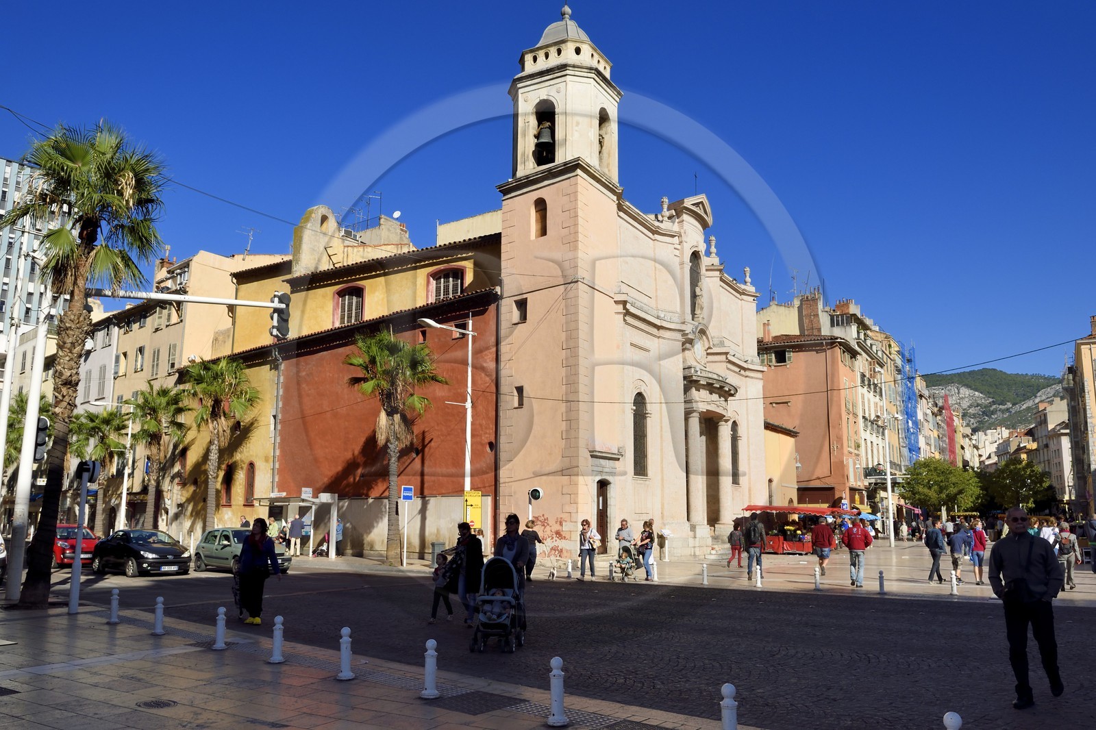 France, Var (83), Toulon,  place Louis Blanc, église Saint François de Paule