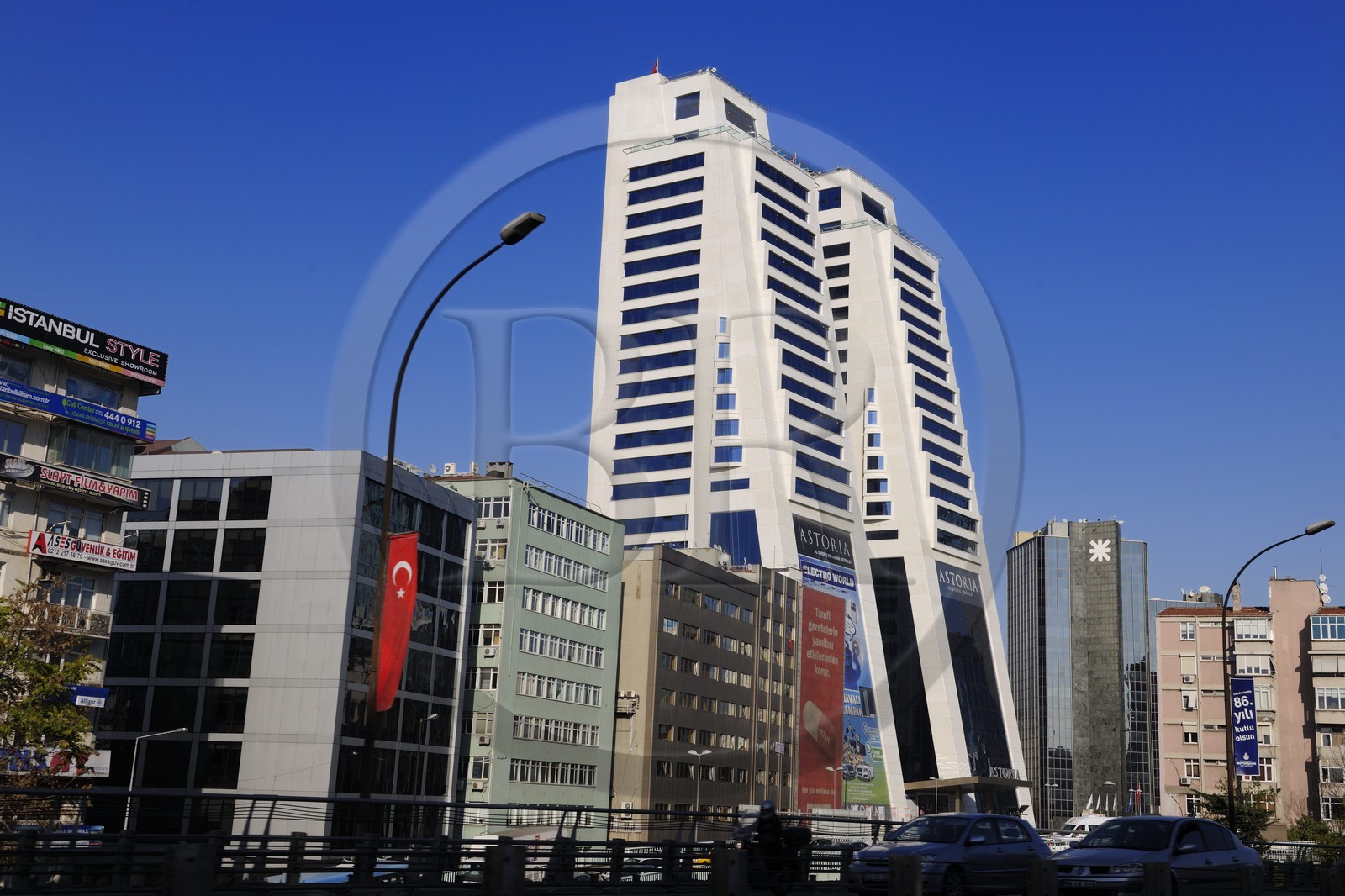 Turquie, Istanbul, nouveaux immeubles des quartiers nord de la rive européenne