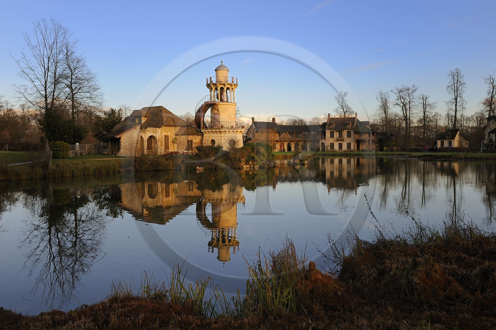 France, Yvelines (78), château de Versailles, classé Patrimoine Mondial de l'UNESCO, le domaine de Marie-Antoinette, le Hameau de la Reine, la tour de Marlborough