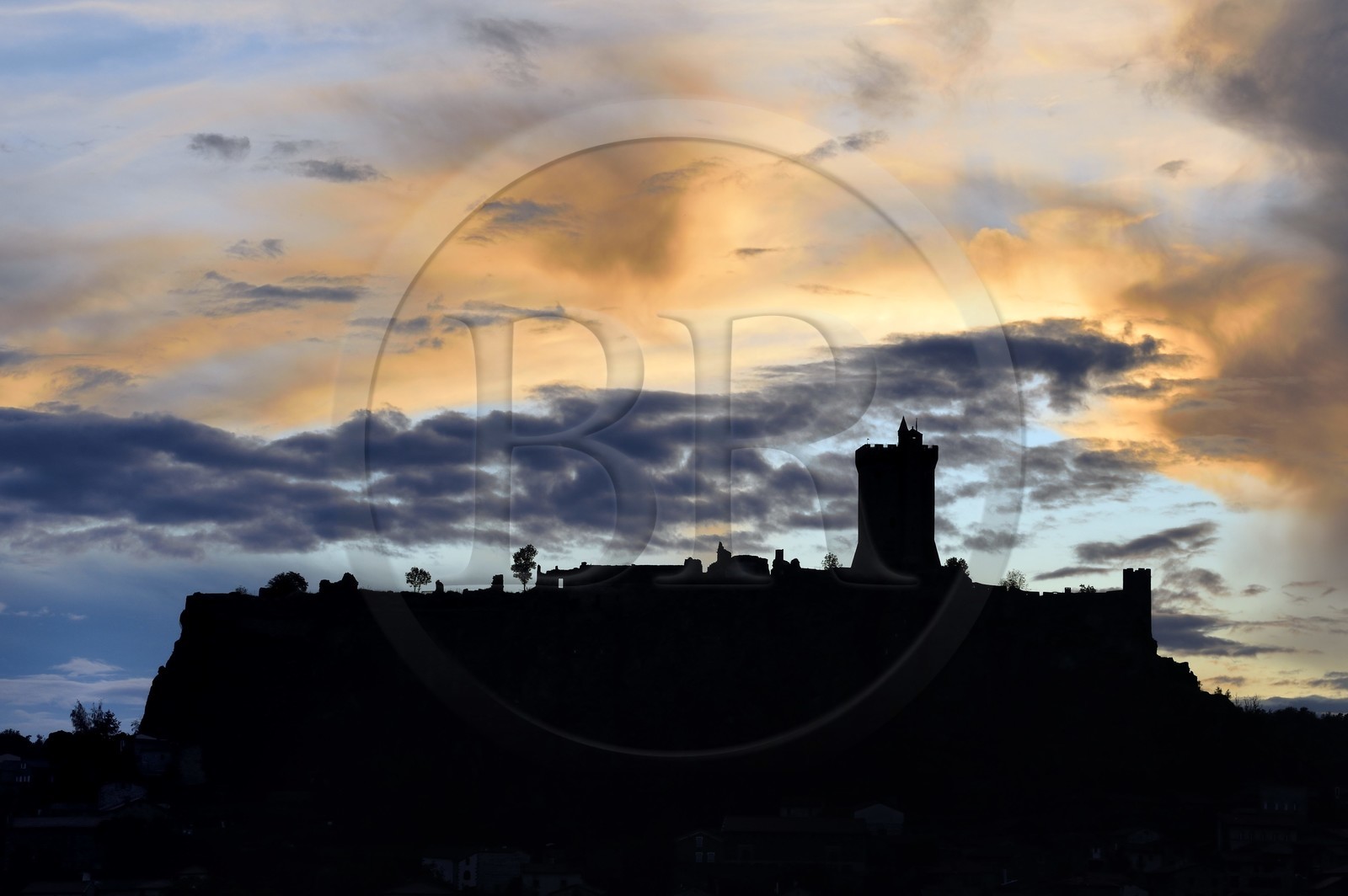 France, Haute-Loire (43), Polignac, Chateau de Polignac, forteresse du XIe siècle sur un plateau basaltique