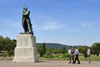 France, Moselle (57), Metz, statue du Maréchal Ney fidèle de l'empereur Napoléon 1er et originaire de Lorraine à l'entrée des jardins de l'Esplanade