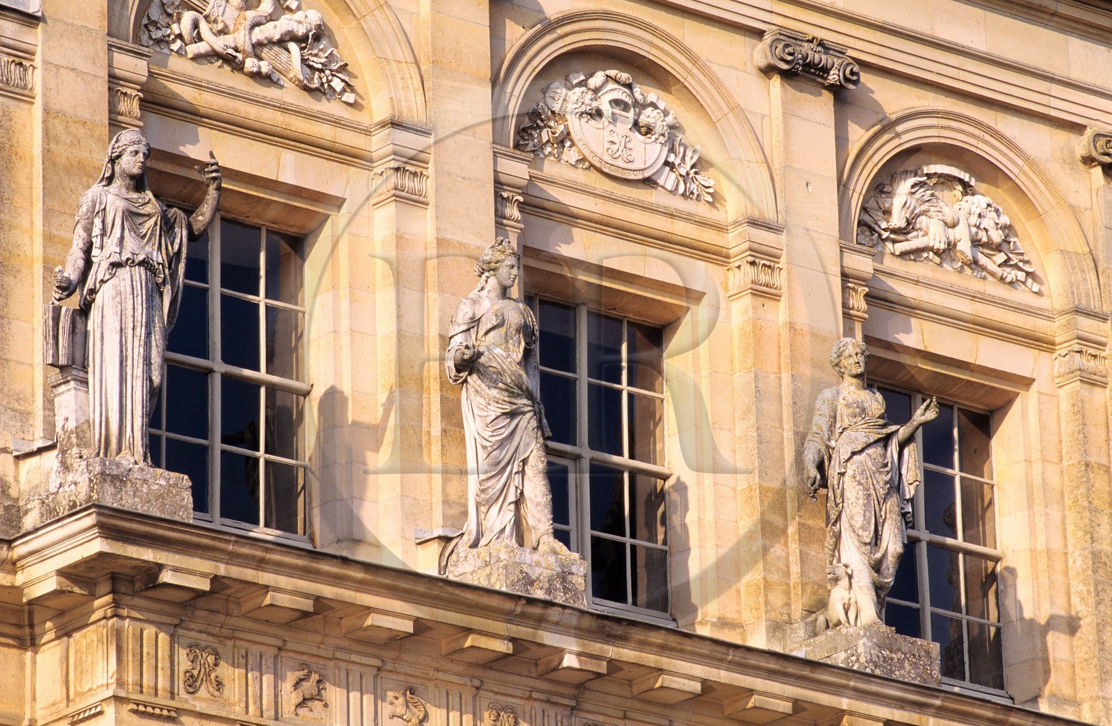 France, Seine et Marne, castle of Vaux le Vicomte, facade on the gardens