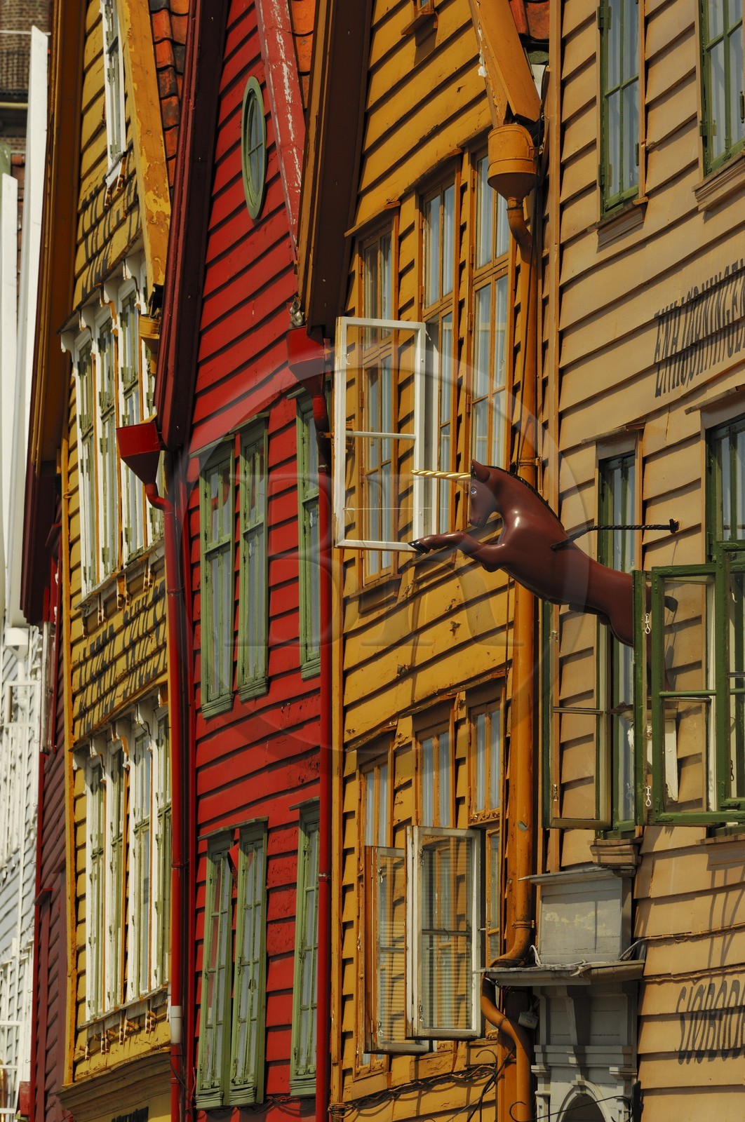 Norvège, comté de Hordaland, Bergen, maisons en bois du quartier de Bryggen, classé Patrimoine Mondial de l'UNESCO, ancien comptoir de la ligue hanséatique (la Hanse)