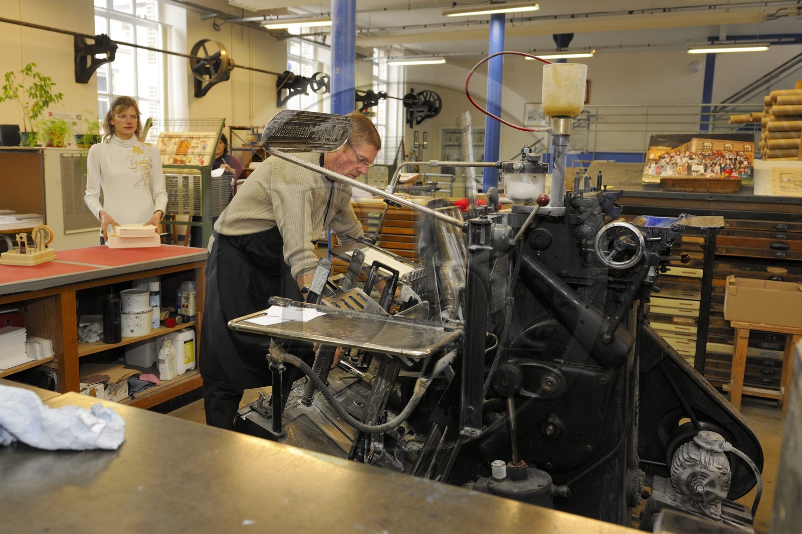 France, Vosges (88), Epinal, Cité de l’Image, Imagerie d’Epinal, l'atelier toujours en fonction