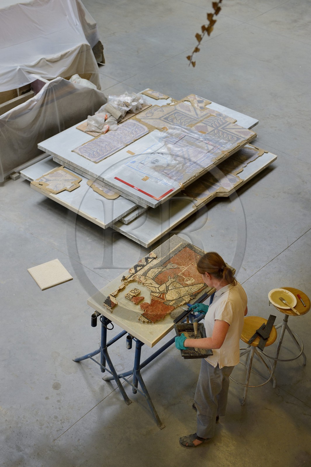France, Rhône (69), Saint-Romain-en-Gal, atelier de restauration de mosaïques du musée gallo-romain de Saint-Romain-en-Gal