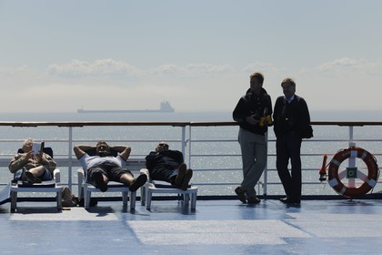 Canada, province de Québec, Gaspésie, le pont supérieur du bateau Princess Danae sur le fleuve Saint-Laurent