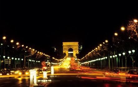 France, Paris (75), l' avenue des Champs-Elysées