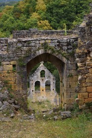 France, Dordogne, Perigord Noir, Les Eyzies de Tayac Sireuil, La Beune river Valley, Commarque Castle ruins