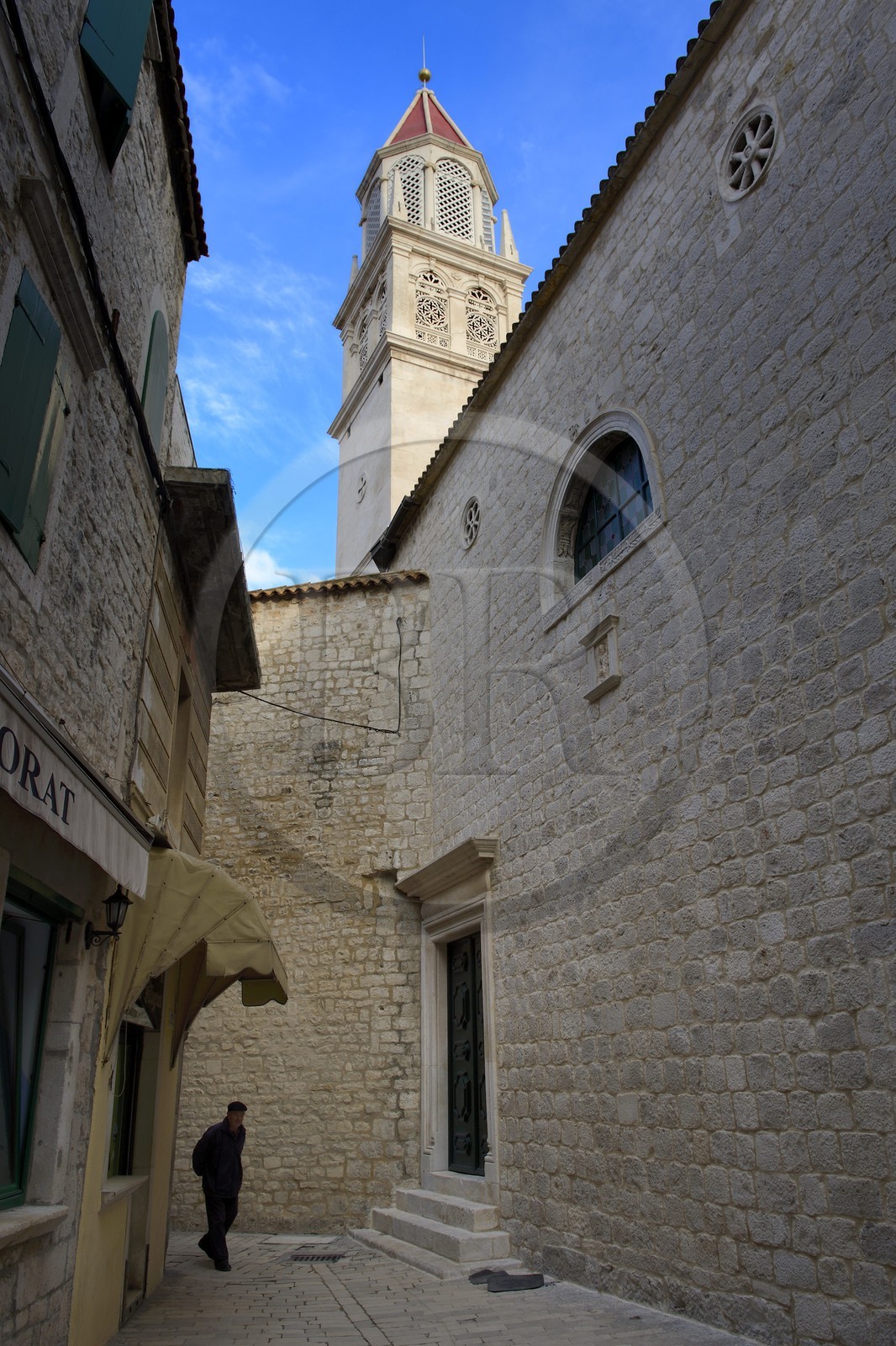 Croatie, Dalmatie, côte dalmate, Trogir, centre historique classé Patrimoine Mondial de l'UNESCO, Couvent bénédictin St Nicolas