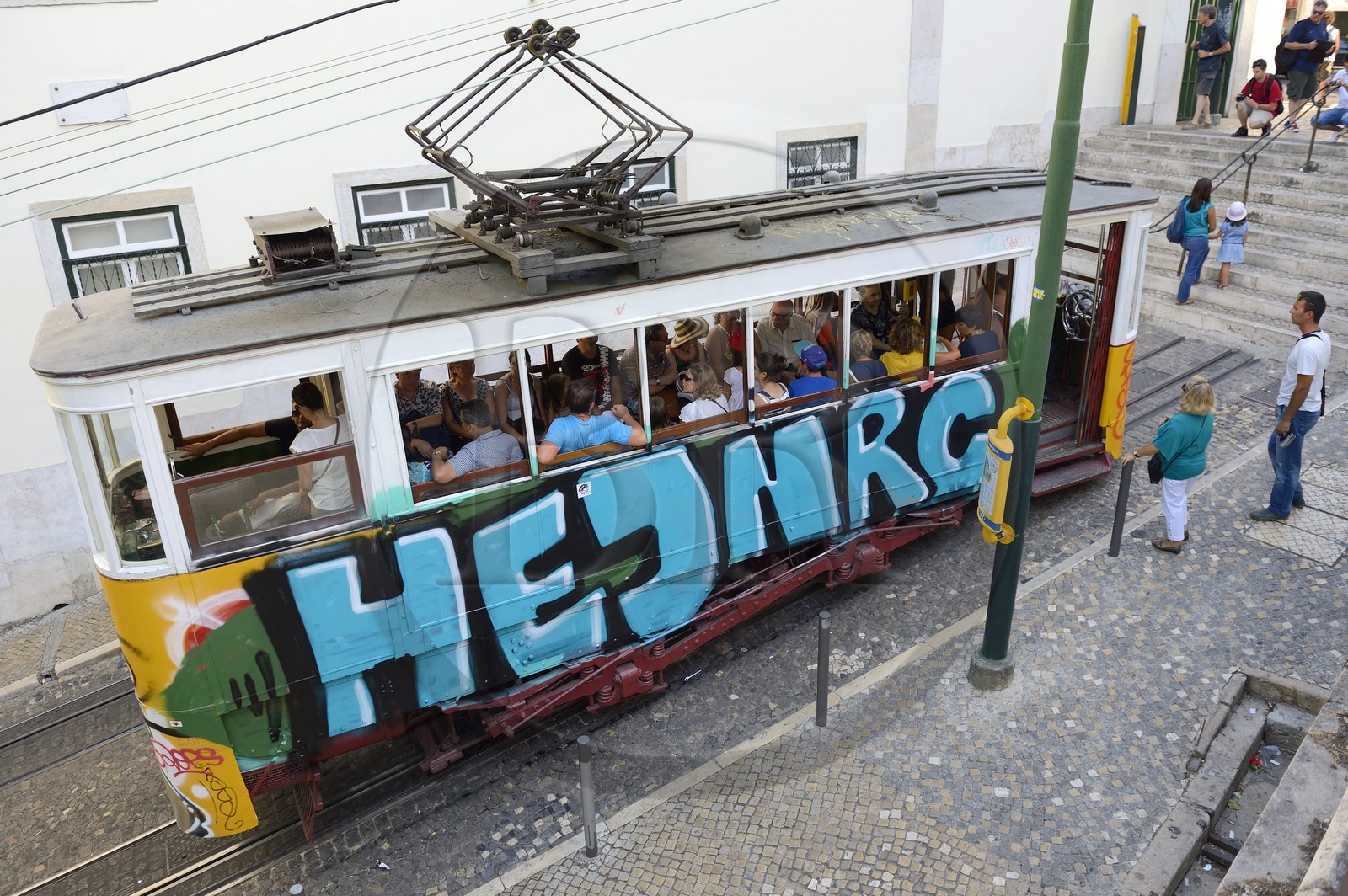 Portugal, Lisbonne, quartier du Bairro Alto, Elevador da Gloria, funiculaire