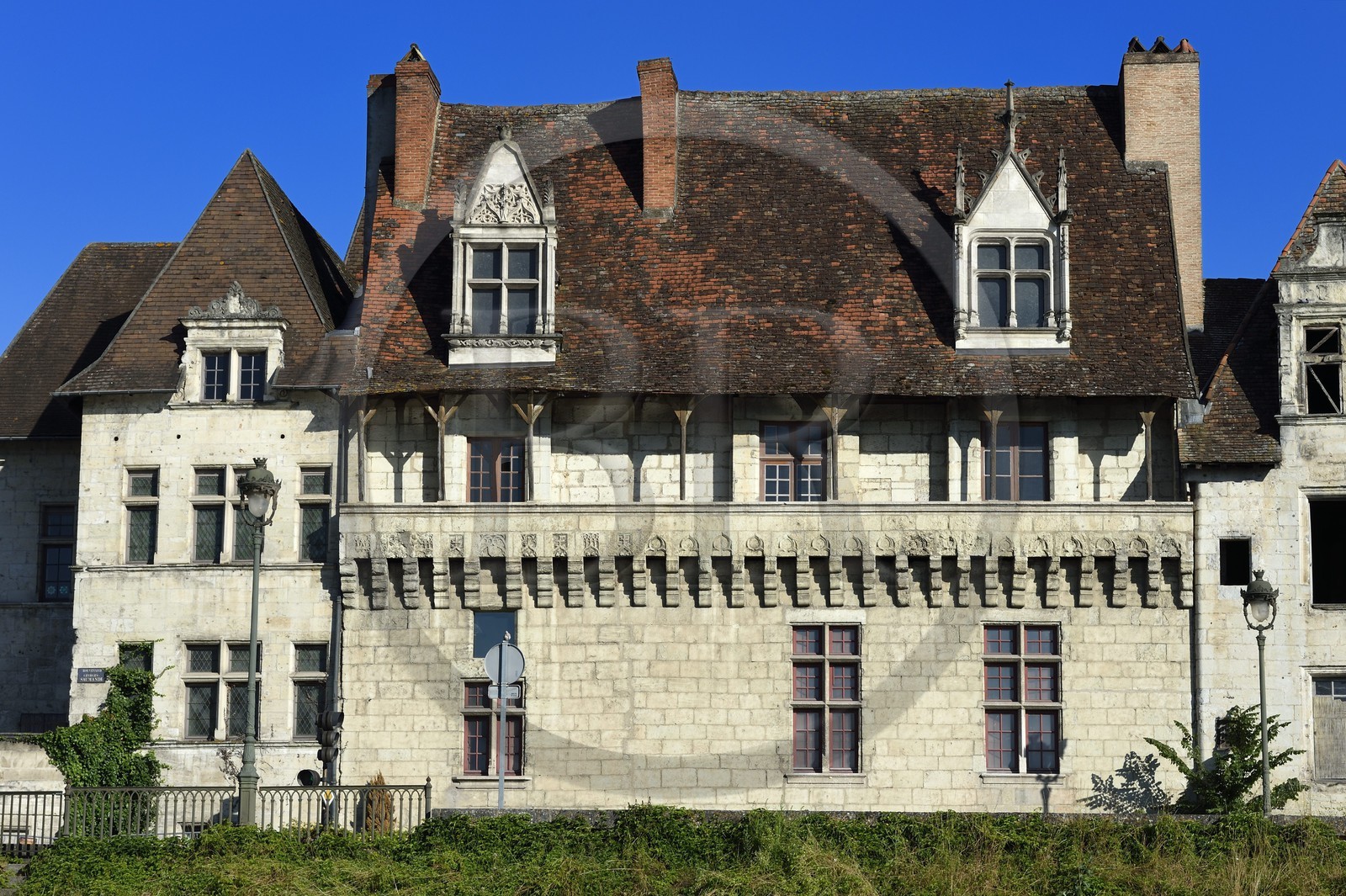 France, Dordogne (24), Périgord Blanc, Périgueux, la maison des Consuls (maison Cayla) du XVème siècle sur les bords de l'Isle