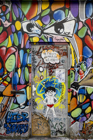 France, Charente-Maritime (17), La Rochelle, street art dans la rue Saint Nicolas dans l'ancien quartier des pecheurs