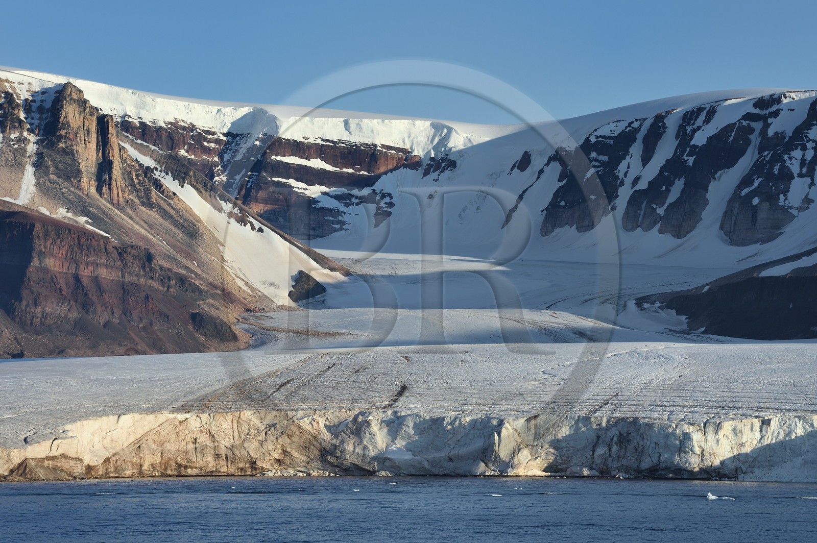 Greenland, North West coast, Murchison sound north of Baffin Bay, the Kissel Glacier on Kiatak (Northumberland Island)