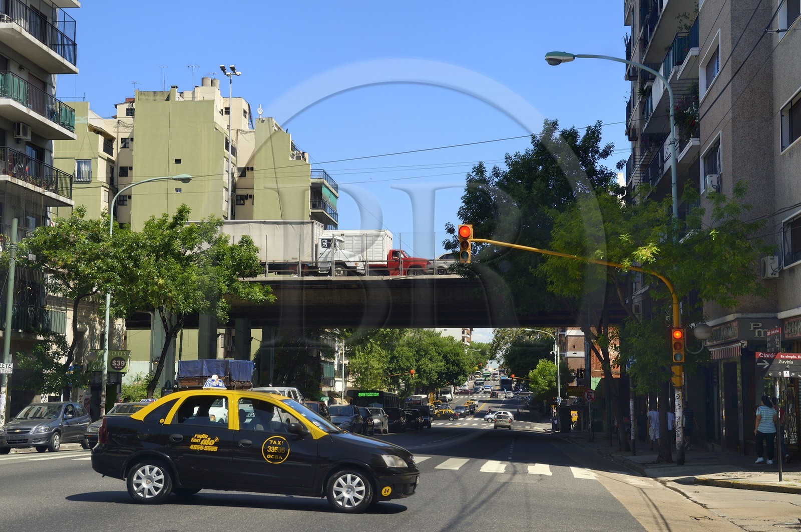 Argentine, Buenos Aires, autoroute 25 de Mayo au dessus de l'avenida la Plata