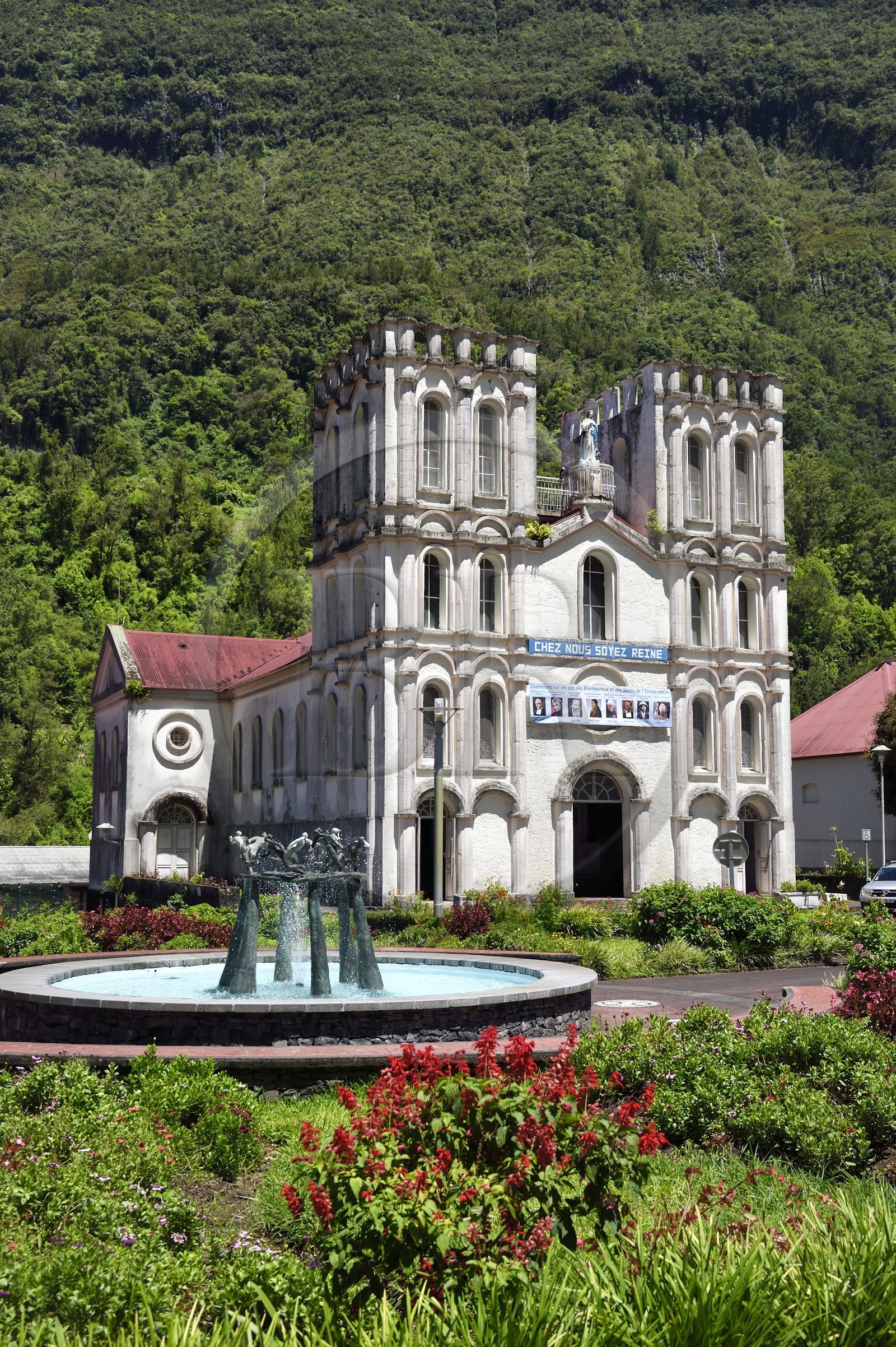 France, Ile de la Reunion, Cirque de Salazie, classé Patrimoine Mondial de l'UNESCO, village de Salazie, église Notre-Dame-de-l'Assomption
