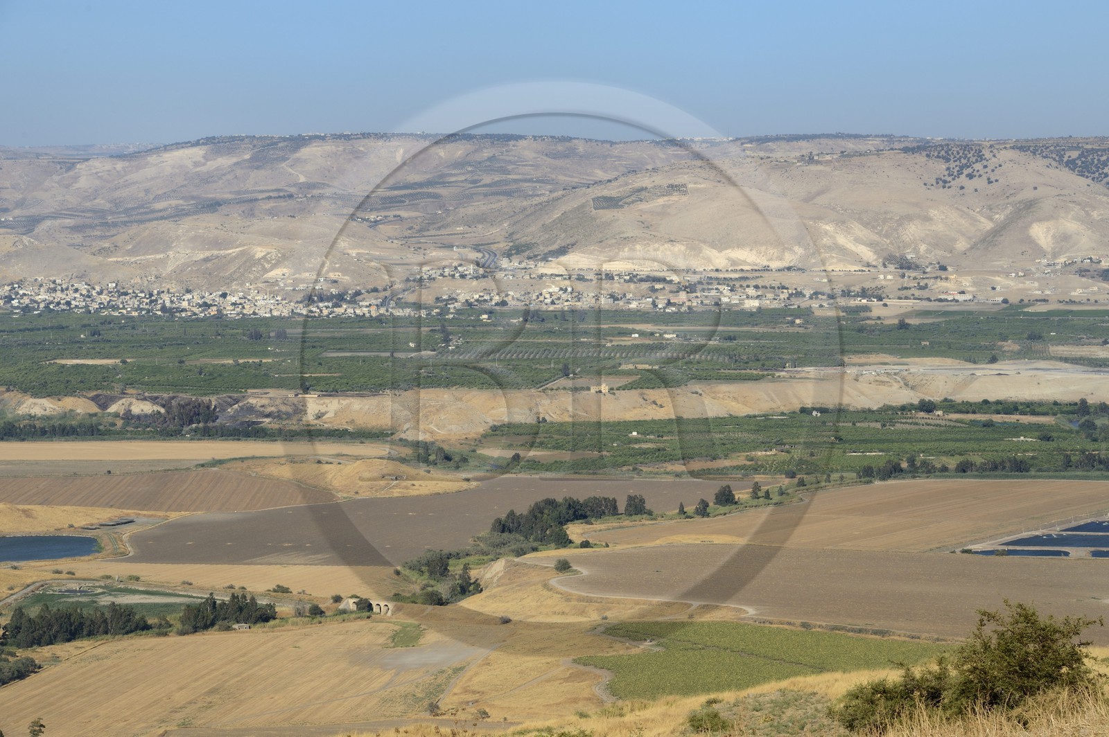 Israel, district Nord, Basse Galilée, la vallée du Jourdain et les montagne de Jordanie en arrière plan