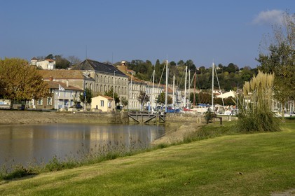 France, Charente-Maritime (17), Mortagne-sur-Gironde, le port