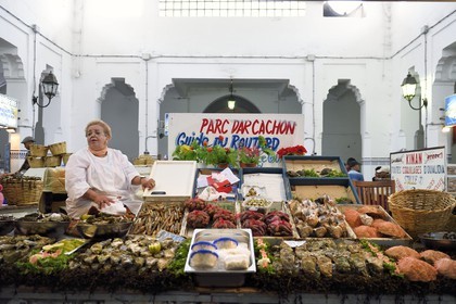 Morocco, Casablanca, Mohammed V boulevard, the central Market built in 1917 by architect Pierre Bousquet, seafood stall
