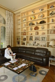 France, Alpes-Maritimes (06), Cannes, la villa La Californie où vécu Pablo Picasso, aujourd'hui renommé le Pavillon de Flore par Marina Picasso, Marina Picasso petite fille de Picasso