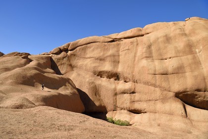 Namibie, région de Erongo, Damaraland, le Spitzkoppe ou Spitzkop (1784 m), montagne granitique dans le désert du Namib