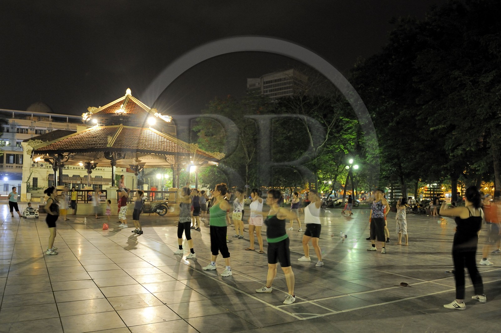 Vietnam, Hanoi, Ly Thai Tho square, people doing Tai chi