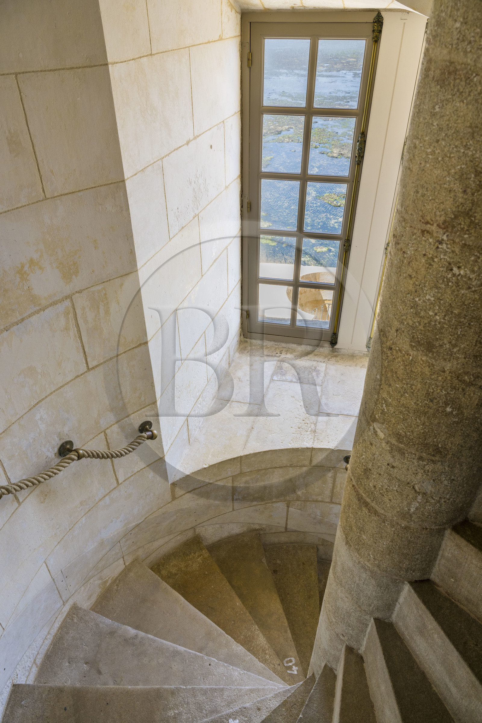 France, Gironde (33), le Verdon-sur-Mer, phare de Cordouan, classé Patrimoine Mondial de l'UNESCO, l'escalier