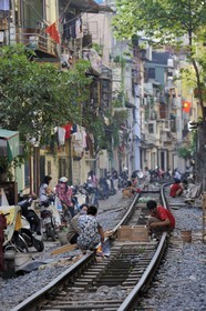 Vietnam, Hanoi, railroad that passes in the heart of the old town