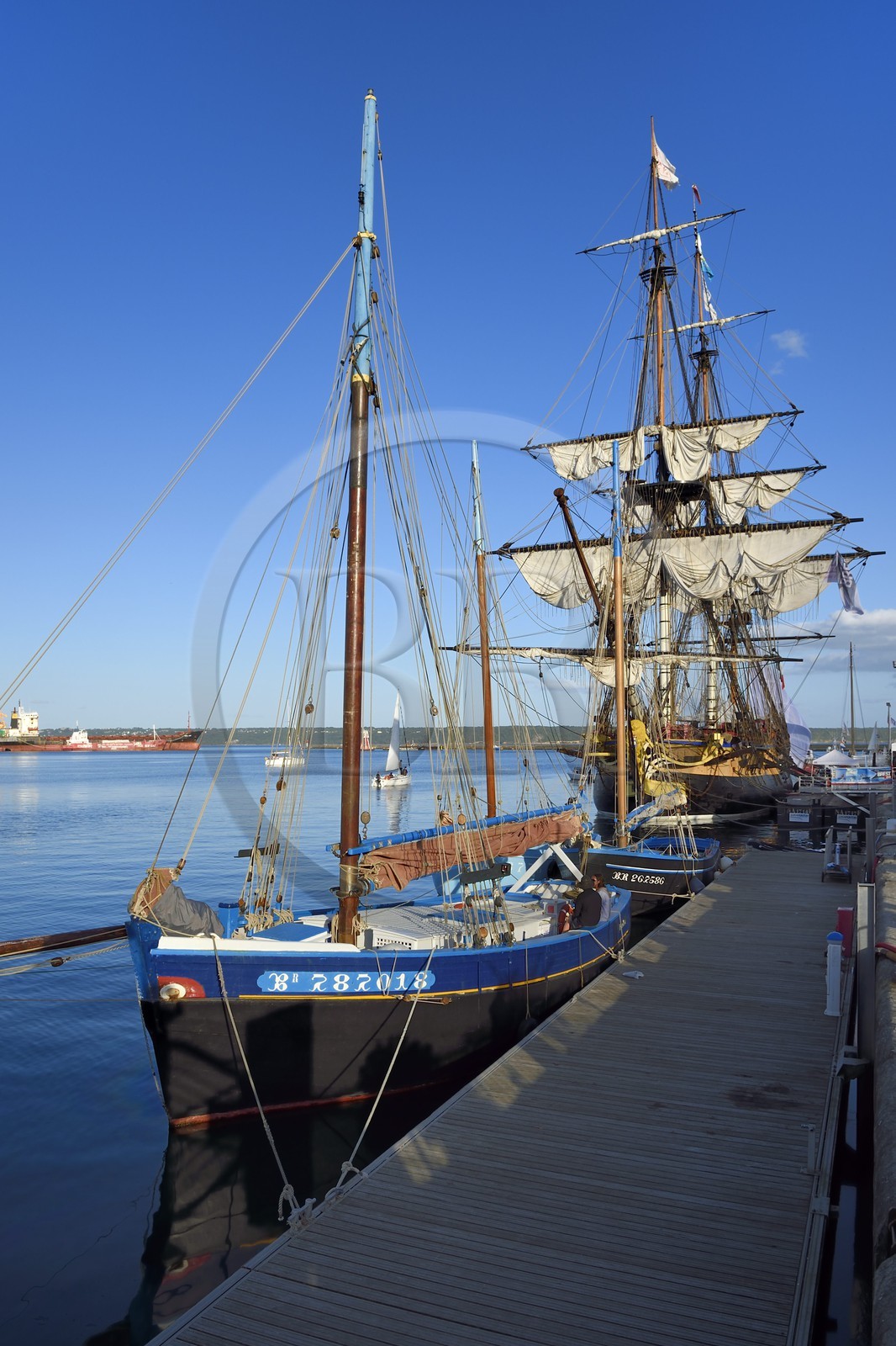France, Finistere, Brest port, L'Hermione frigate, replica of the three masts which brought the marquis de Lafayette to America in 1780