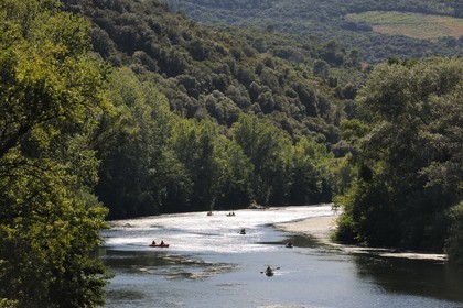 France, Hérault (34), vallée de l' Orb à Roquebrun, descente en canoë-kayak de la rivière Orb