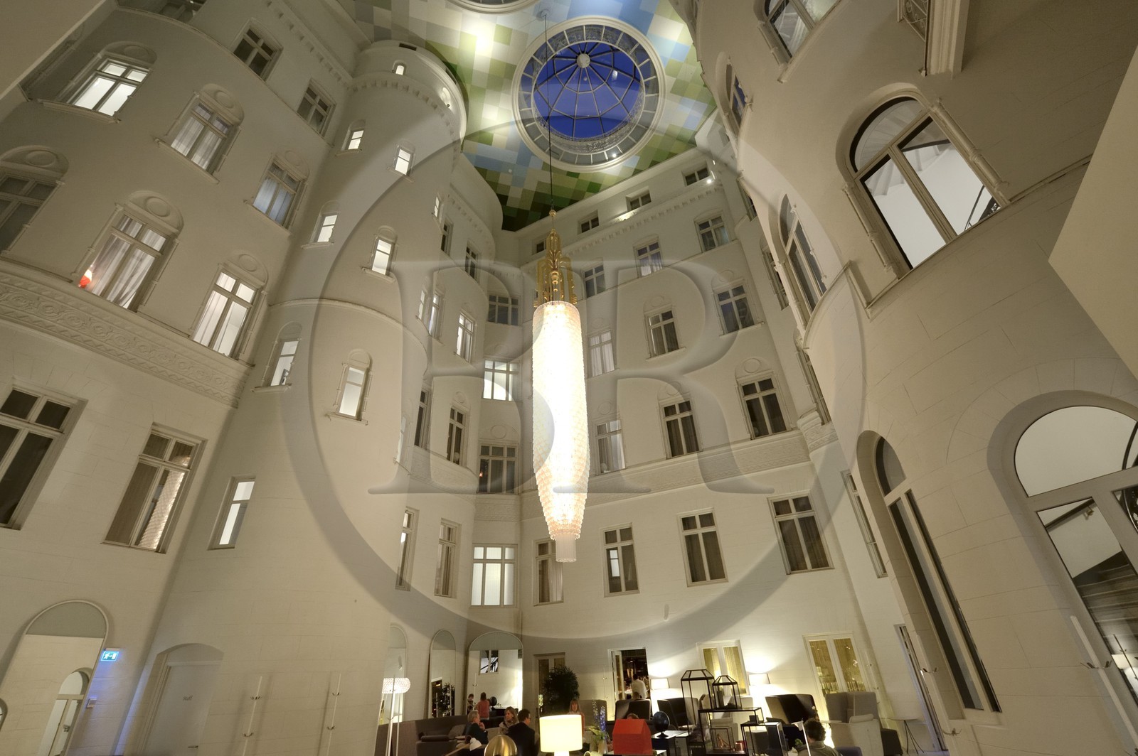 Suède, Stockholm, l'hotel Nobis, des voleurs y ont tenu quatre employés de la Kreditbanken en otage pendant six jours en 1973, une épreuve qui a donné naissance au terme de syndrome de Stockholm