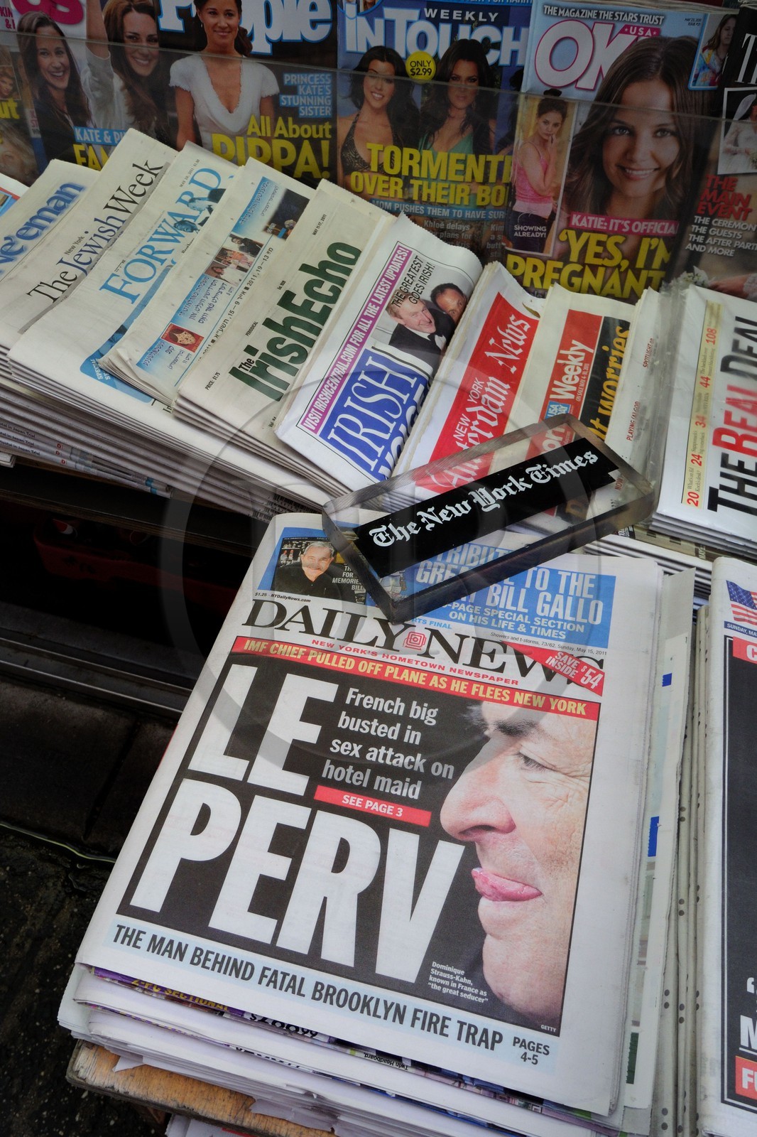 Etats-Unis, New York, Manhattan, parution du Daily news en date du dimanche 15 mai, découverte de l'affaire DSK