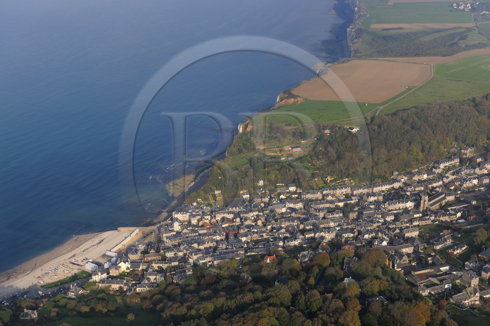 France, Seine-Maritime (76), Pays de Caux, Côte d'Albâtre, Yport (vue aérienne)
