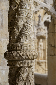 Portugal, Lisbon, Belem, Hieronymites Monastery (Mosteiro dos Jeronimos), listed as World Heritage by UNESCO, the cloister, detail of a column