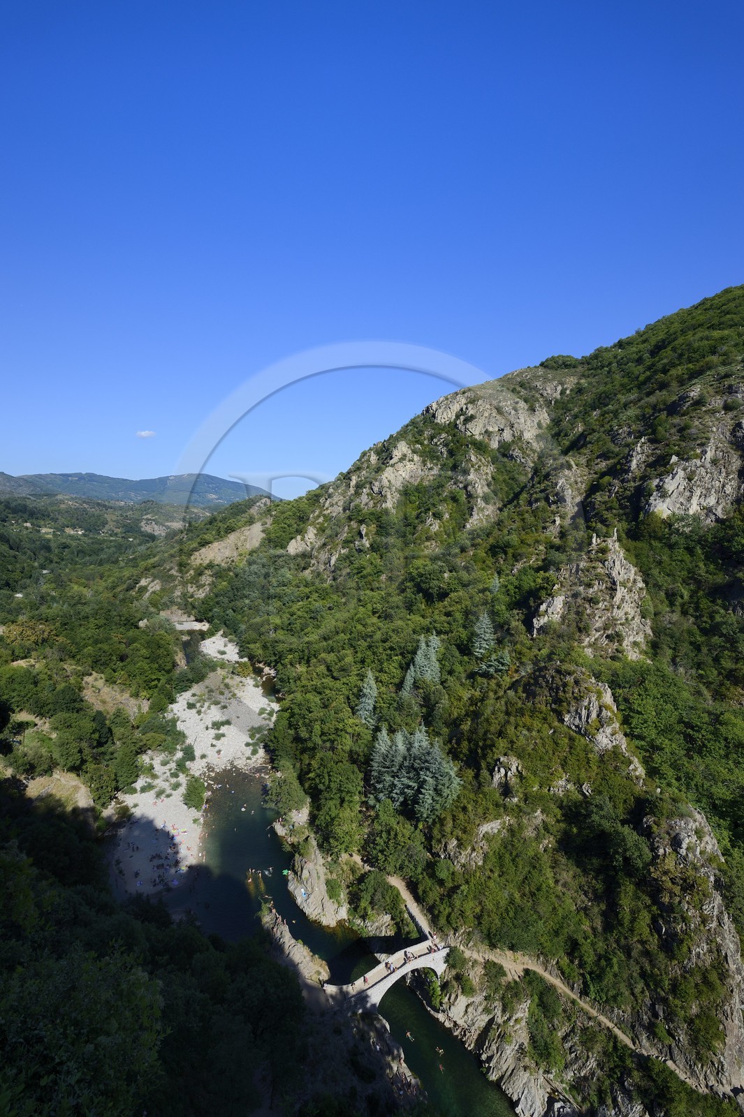 France, Ardèche (07), Thueyts, le Pont du Diable dans la haute-vallée de la rivière Ardèche