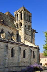 France, Allier (03), former province of Bourbonnais, Souvigny, the cluniac priory church of Saints Peter and Paul (prieuré Saint-Pierre-et-Saint-Paul), ducal necropolis of the Dukes of Bourbon, Romanesque bell tower