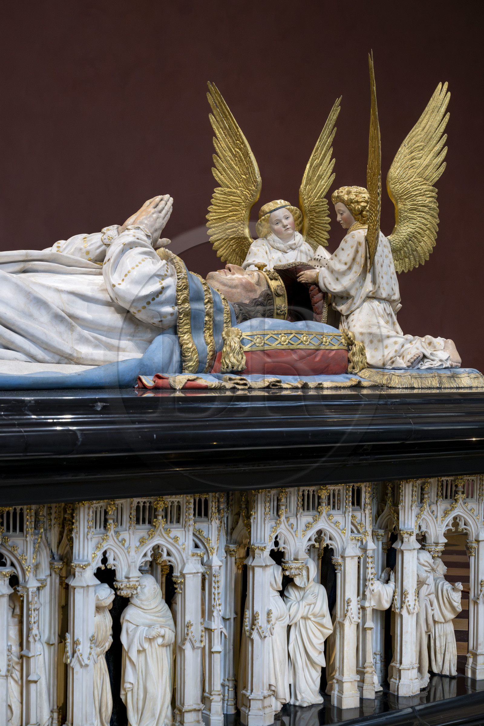 France, Cote d'Or, Dijon, area listed as World Heritage by UNESCO, Museum of Fine Arts in the former palace of the Dukes of Burgundy, room of tombs, recumbent statue of the cenotaph of the Duke of Burgundy Philippe le Hardi, procession of mourners sculpted by the Dutchman Claus de Werve under the recumbent figure