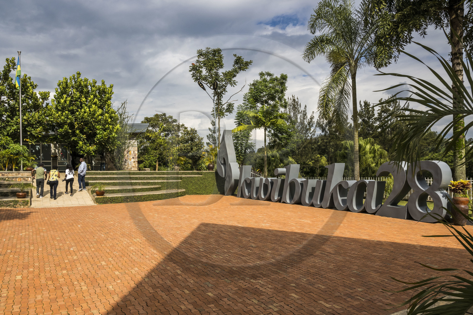 Rwanda, Kigali, quartier de Gisozi, Mémorial du génocide de Kigali, il commémore le génocide des Tutsis en 1994, Kwibuka28 signifiant Souvenir 28 (ans)