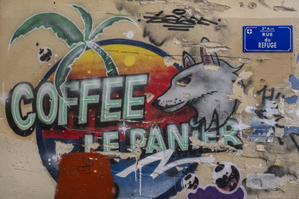 France, Bouches-du-Rhône (13), Marseille, quartier du Panier, peintures murales et graffitis rue du Refuge