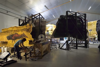 France, Dordogne, Montignac, the Atelier des Fac-Similés du Périgord (Perigord's Facsimile Workshop AFSP) specialised in mineral reproduction of prehistoric painted walls using “stone veil” patented technique and in charge of the Lascaux cave’s walls faithfull reconstitution, reproductions of the paintings, compulsory mention Atelier des Fac-Similés du Perigord